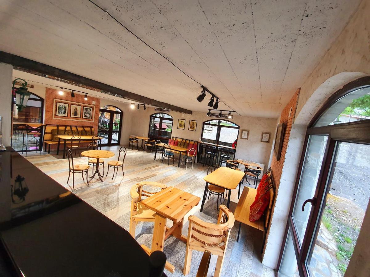 Nino Ratiani'S Guesthouse Mestia Exterior foto